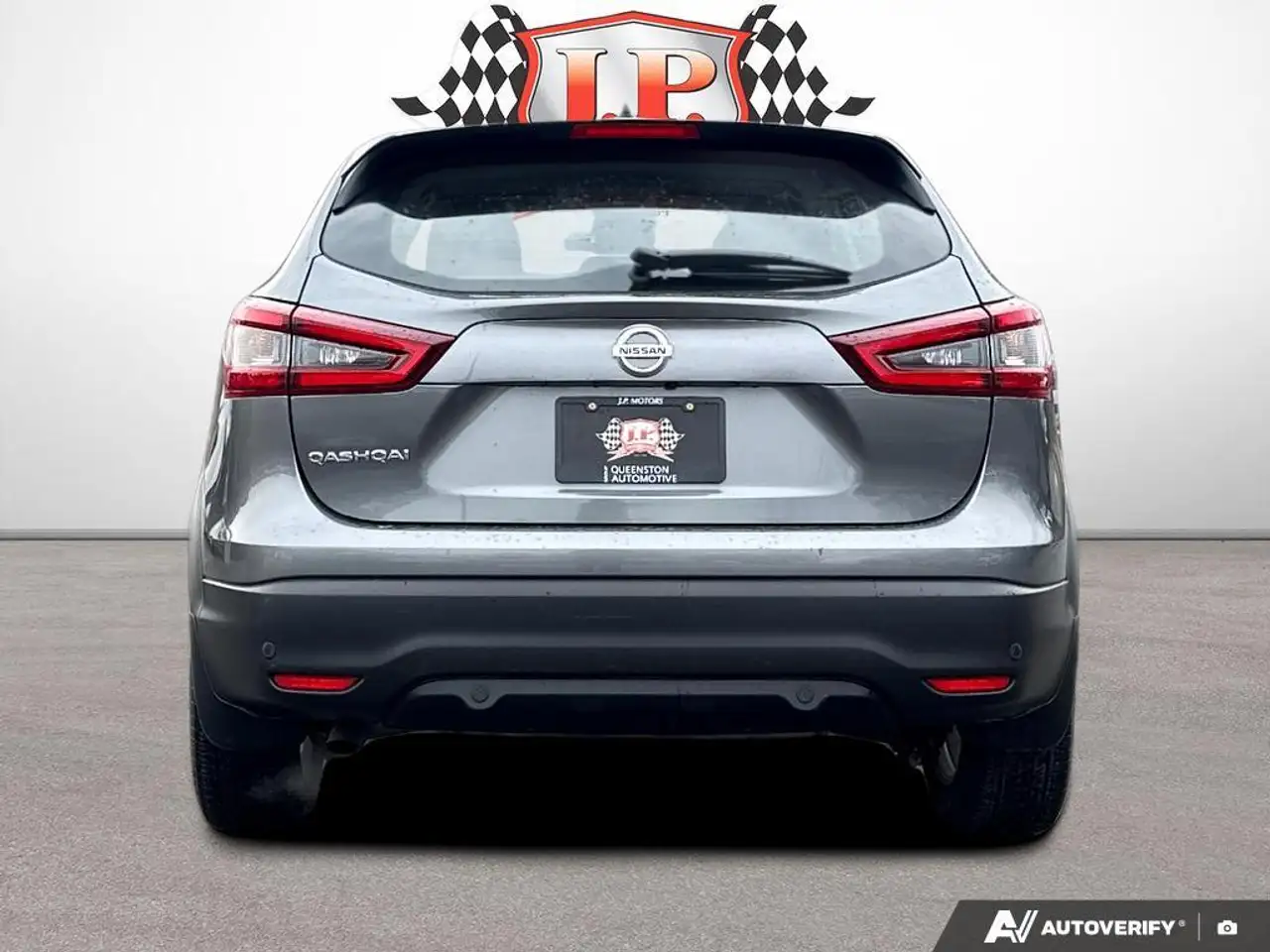 Nissan Qashqai снимка Nissan Qashqai