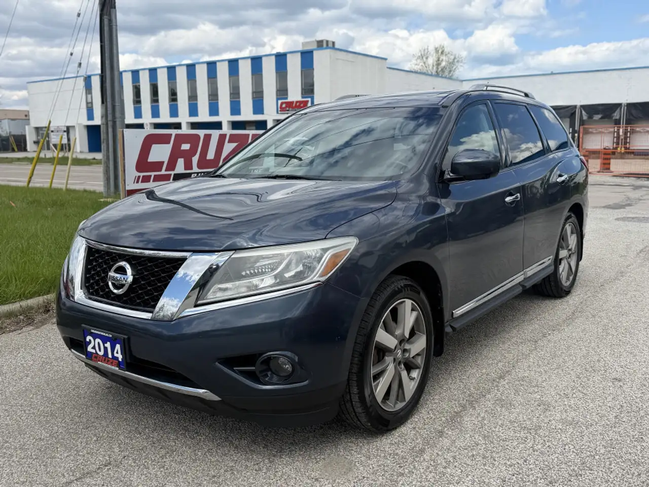 Nissan Pathfinder fotografie Nissan Pathfinder