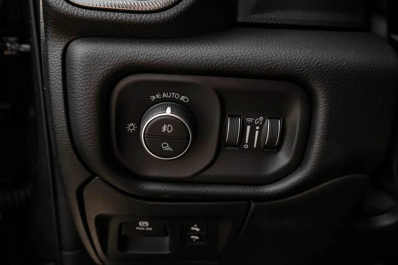 RAM 1500 photo RAM 1500