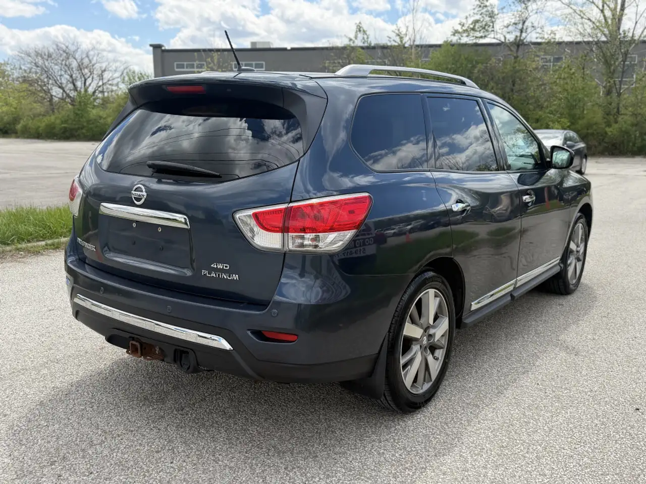 Nissan Pathfinder fotografie Nissan Pathfinder
