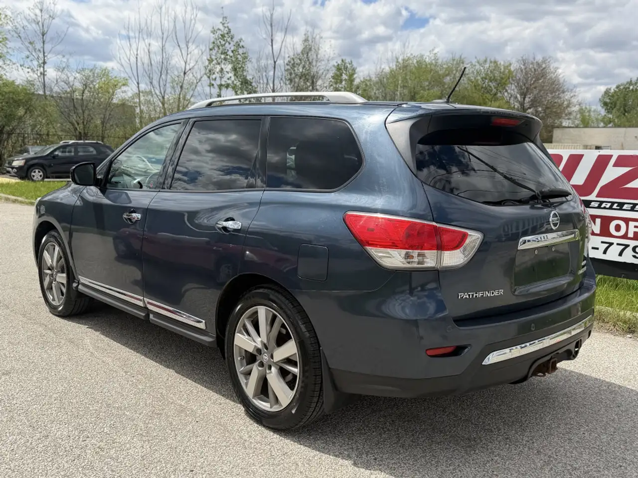 Nissan Pathfinder fotografie Nissan Pathfinder