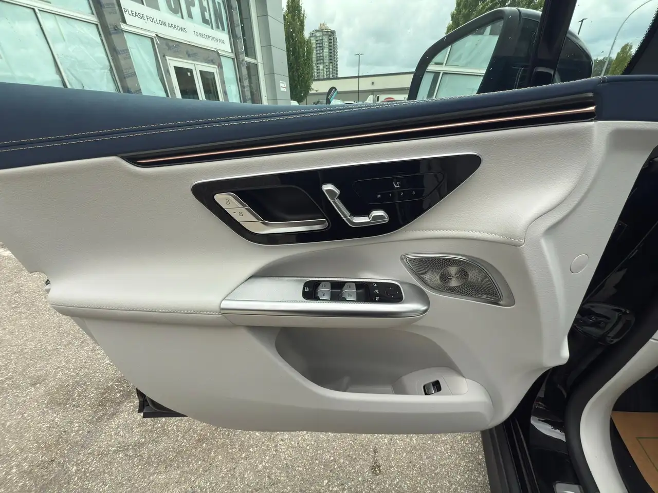 Mercedes-Benz EQE снимка Mercedes-Benz EQE