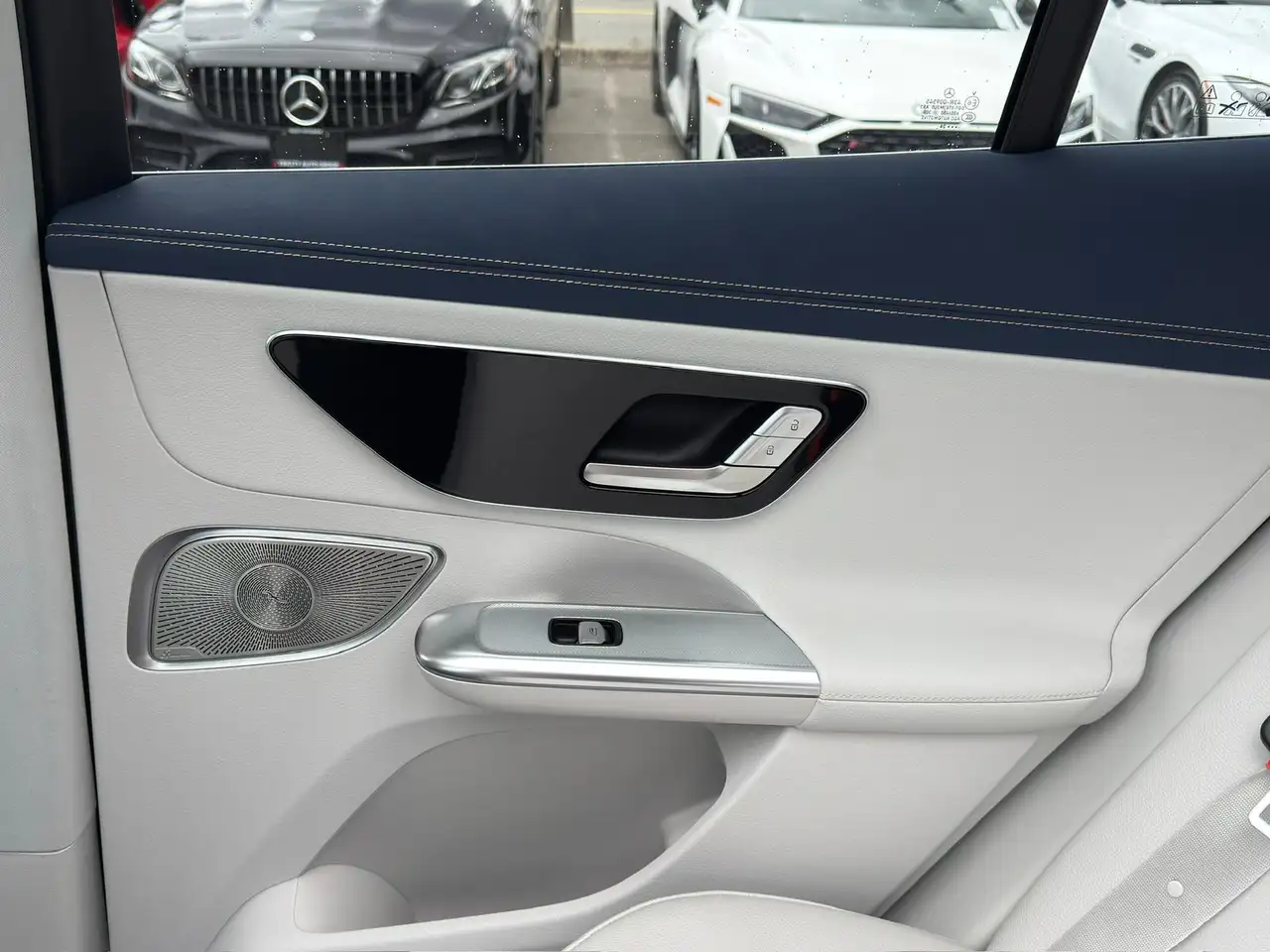 Mercedes-Benz EQE снимка Mercedes-Benz EQE