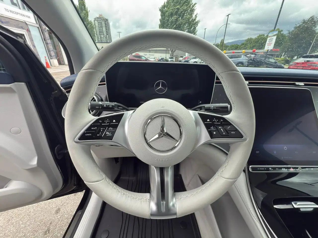 Mercedes-Benz EQE снимка Mercedes-Benz EQE