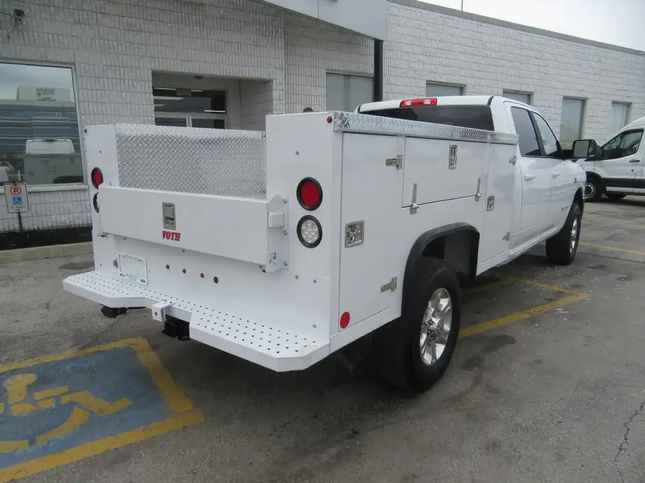 RAM 3500 снимка RAM 3500