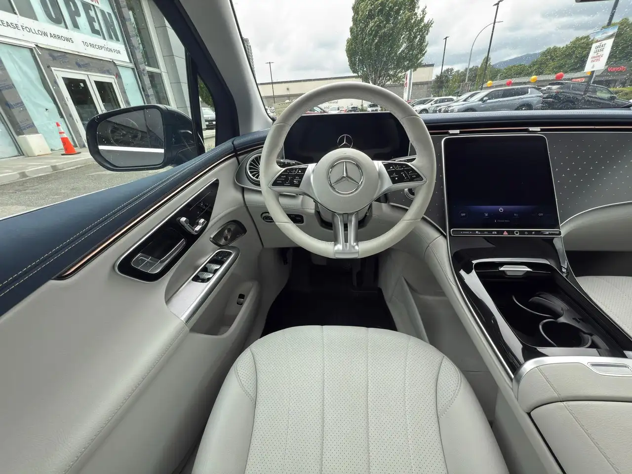 Mercedes-Benz EQE снимка Mercedes-Benz EQE