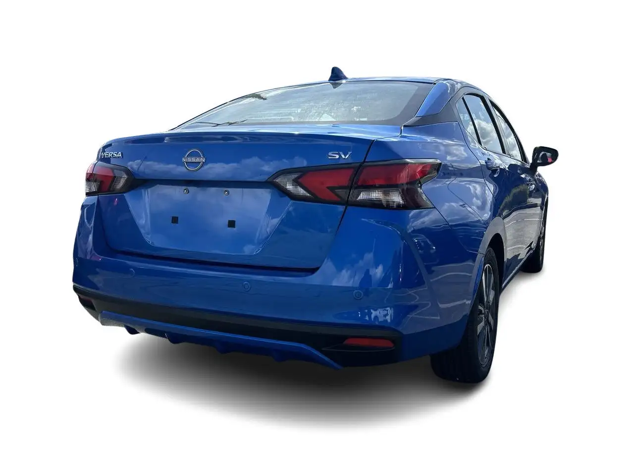 Nissan Versa снимка Nissan Versa