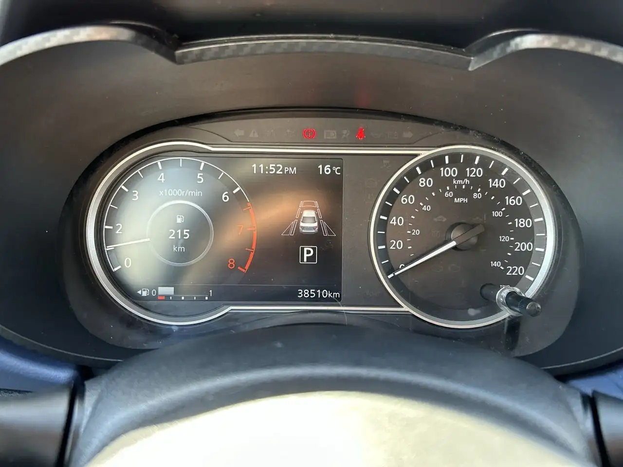 Nissan Versa снимка Nissan Versa