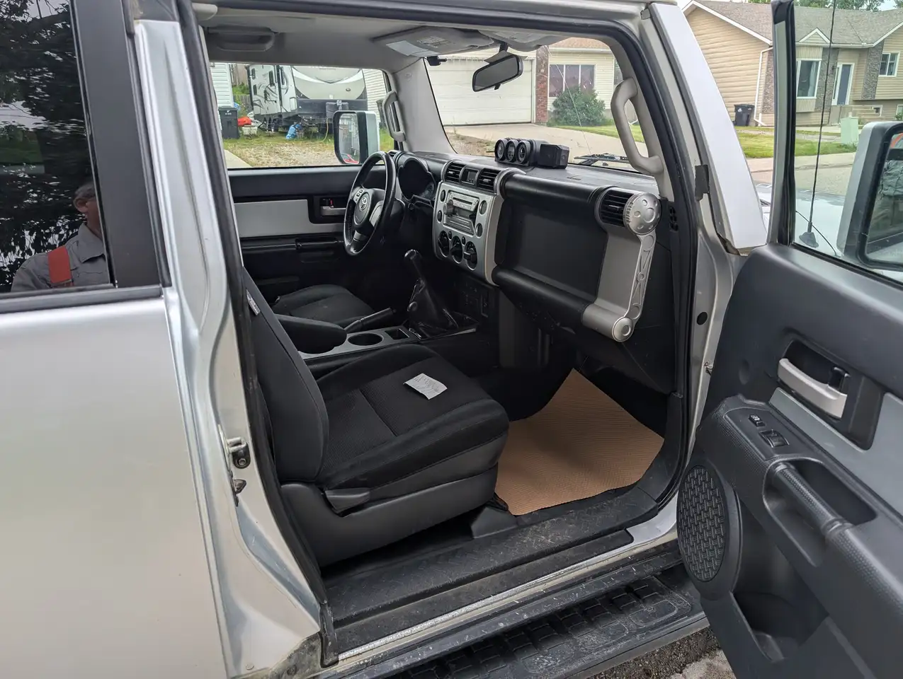 Toyota FJ Cruiser снимка Toyota FJ Cruiser