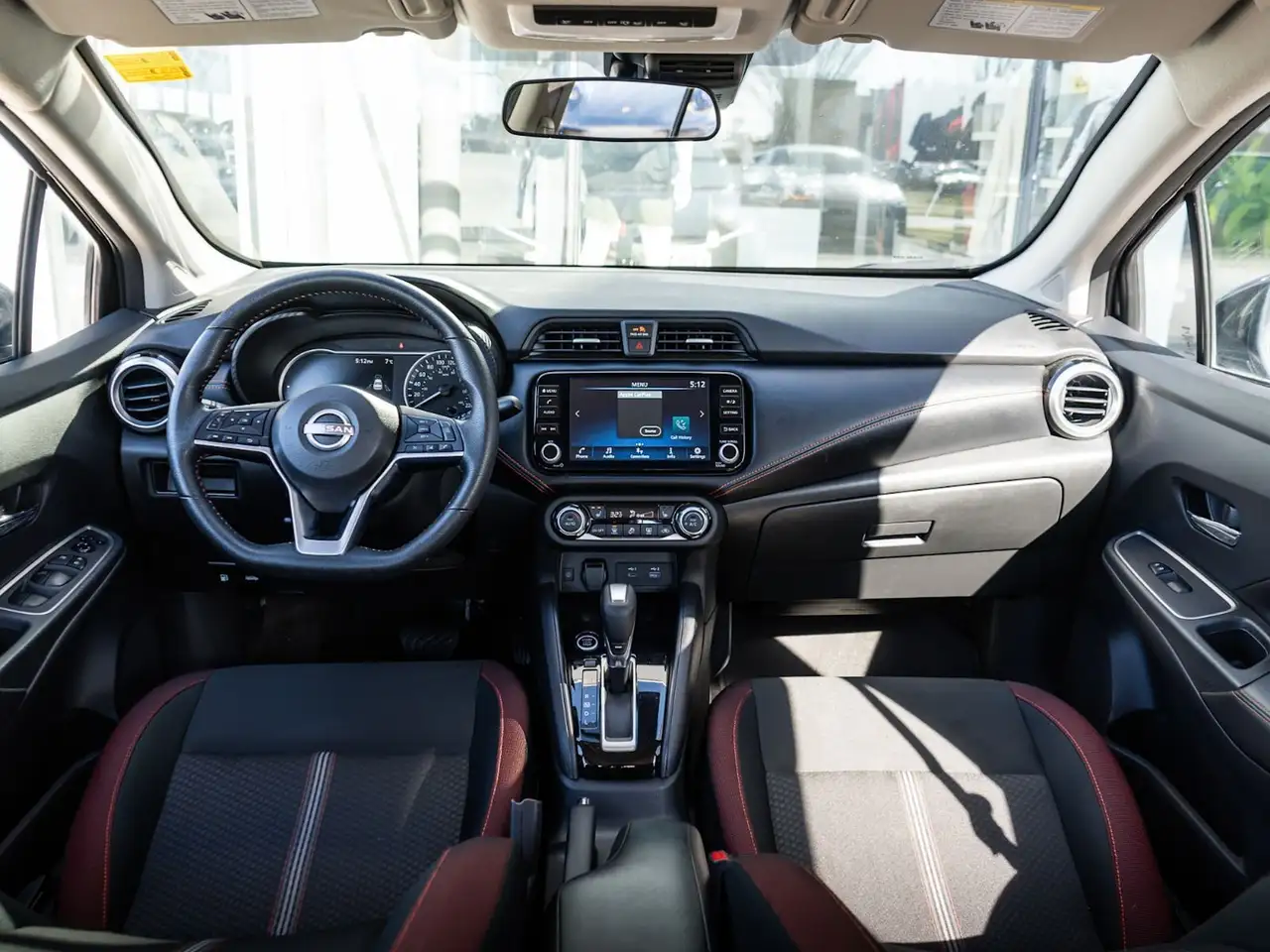Nissan Versa fotografie Nissan Versa