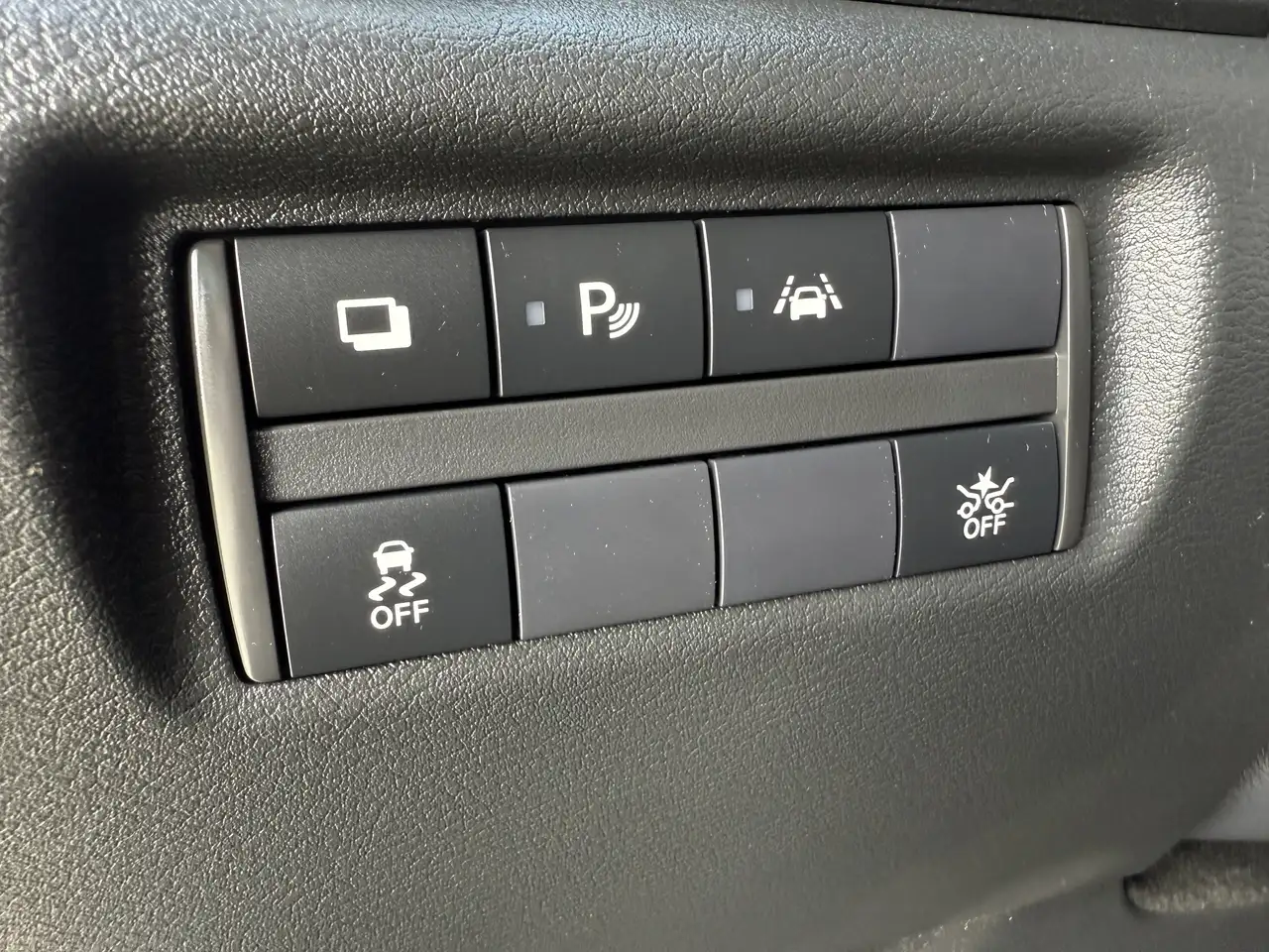 Nissan Versa снимка Nissan Versa