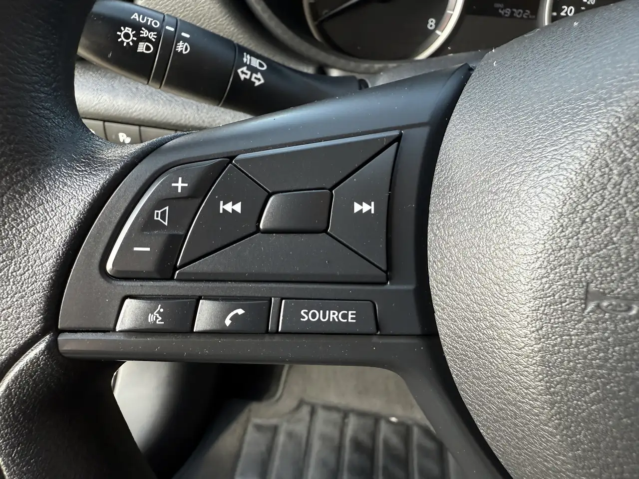 Nissan Versa снимка Nissan Versa