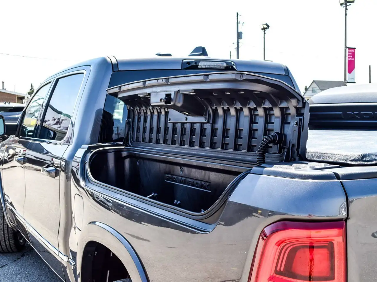 RAM 1500 снимка RAM 1500