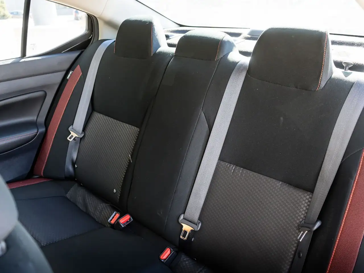 Nissan Versa fotografie Nissan Versa
