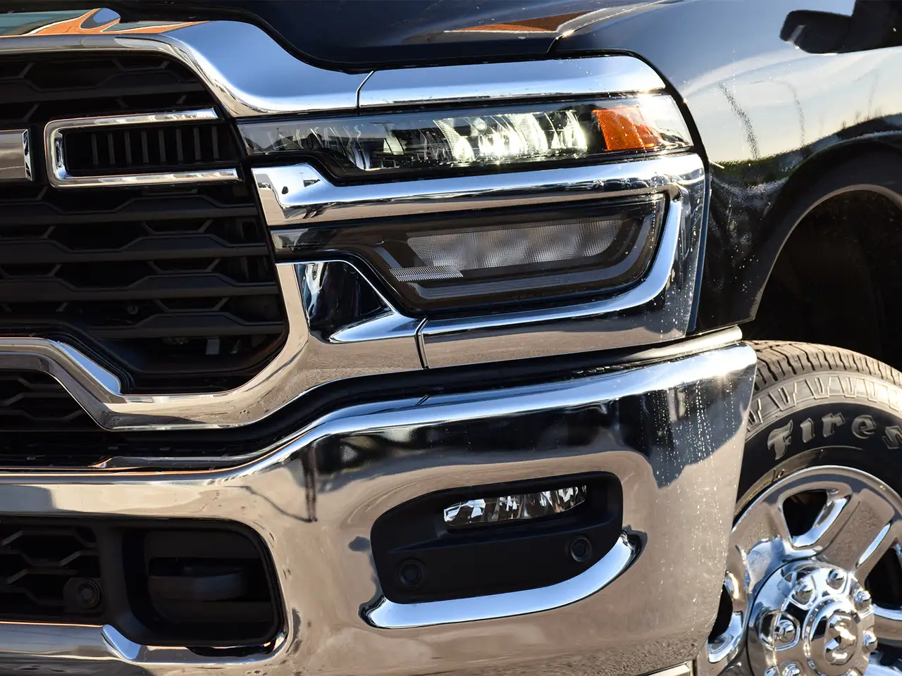 RAM 3500 снимка RAM 3500
