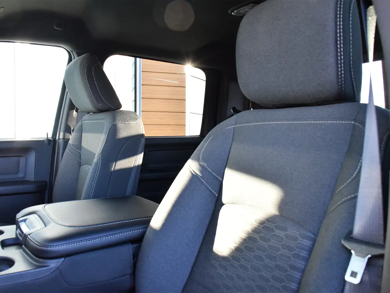 RAM 3500 снимка RAM 3500