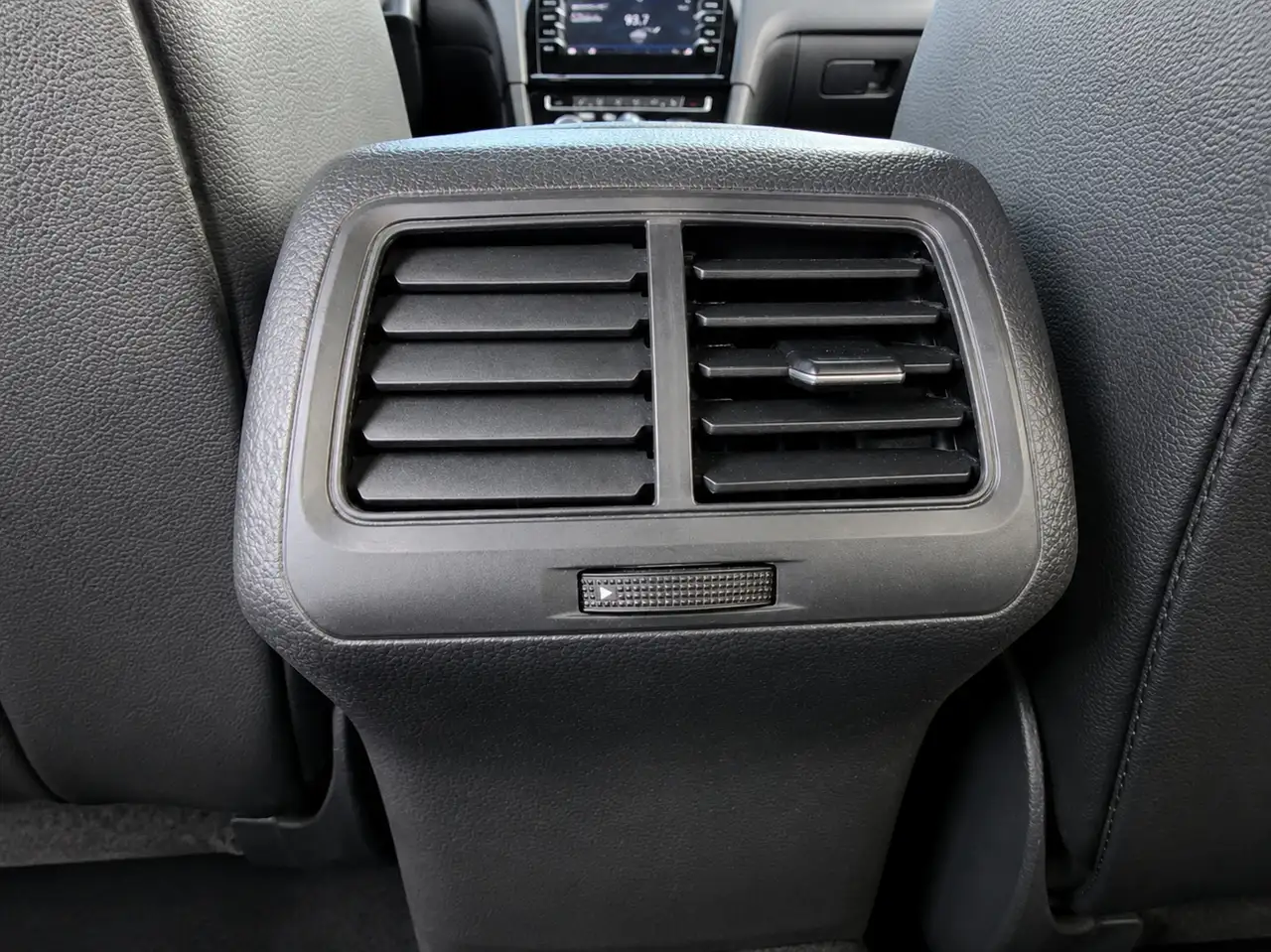 Volkswagen Golf R снимка Volkswagen Golf R