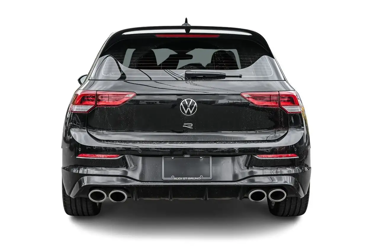 Volkswagen Golf R снимка Volkswagen Golf R