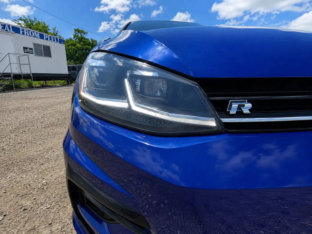 Volkswagen Golf R снимка Volkswagen Golf R
