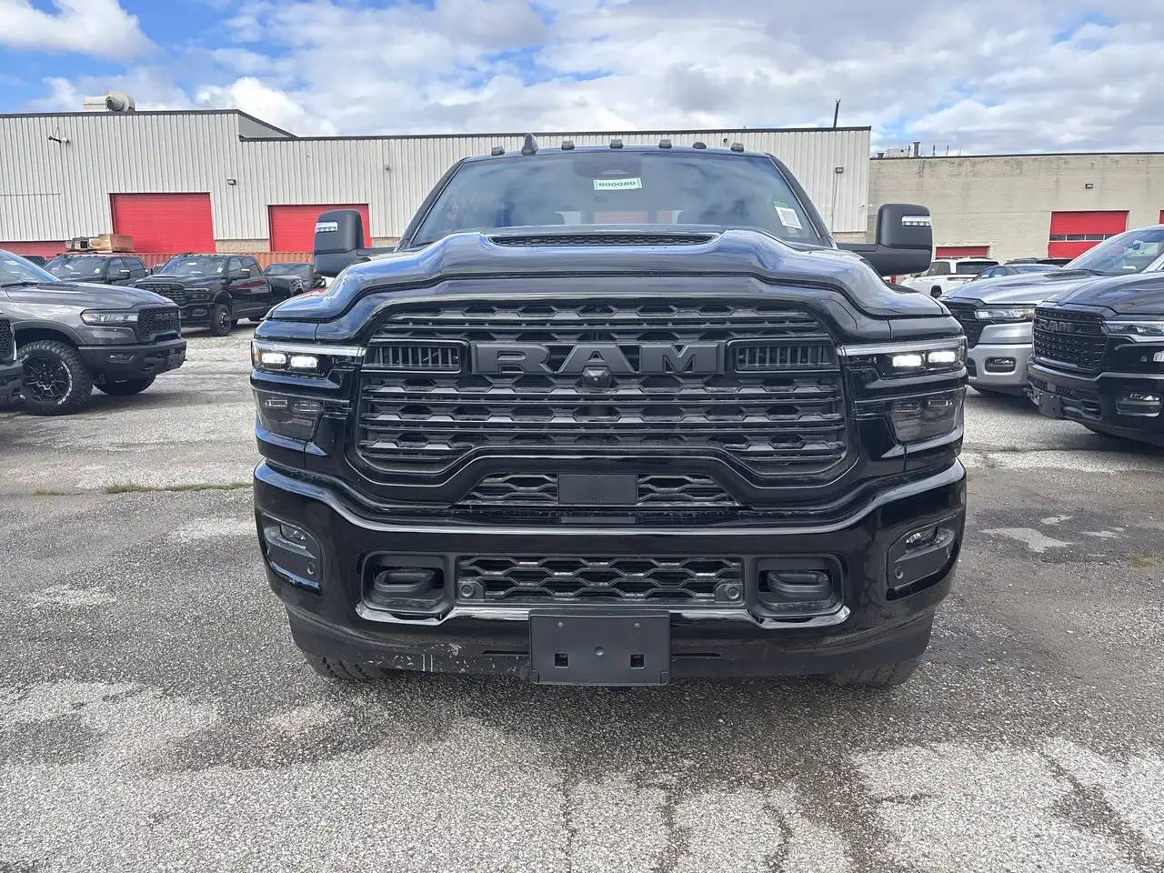 RAM 2500 снимка RAM 2500