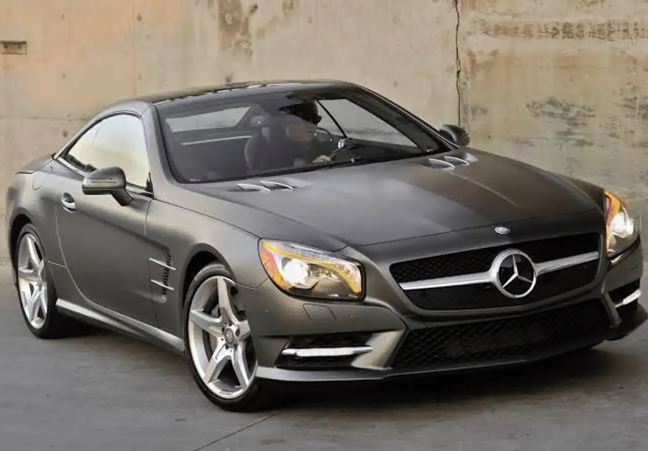 Mercedes-Benz SL снимка Mercedes-Benz SL