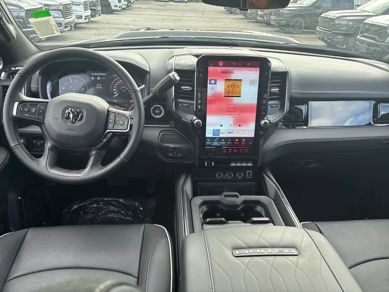 RAM 2500 снимка RAM 2500