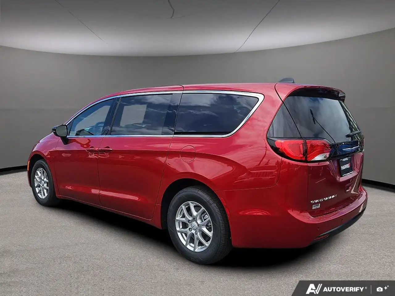 Chrysler Grand Caravan снимка Chrysler Grand Caravan