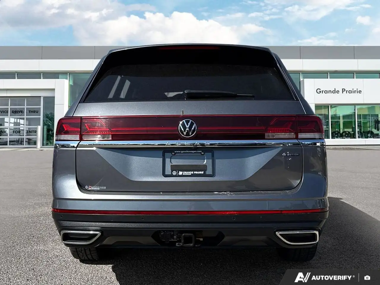 Volkswagen Atlas снимка Volkswagen Atlas