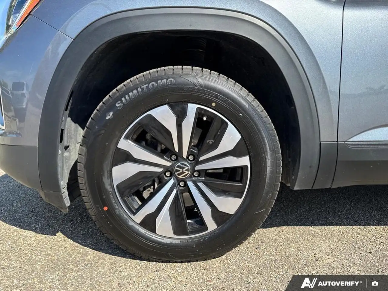 Volkswagen Atlas снимка Volkswagen Atlas