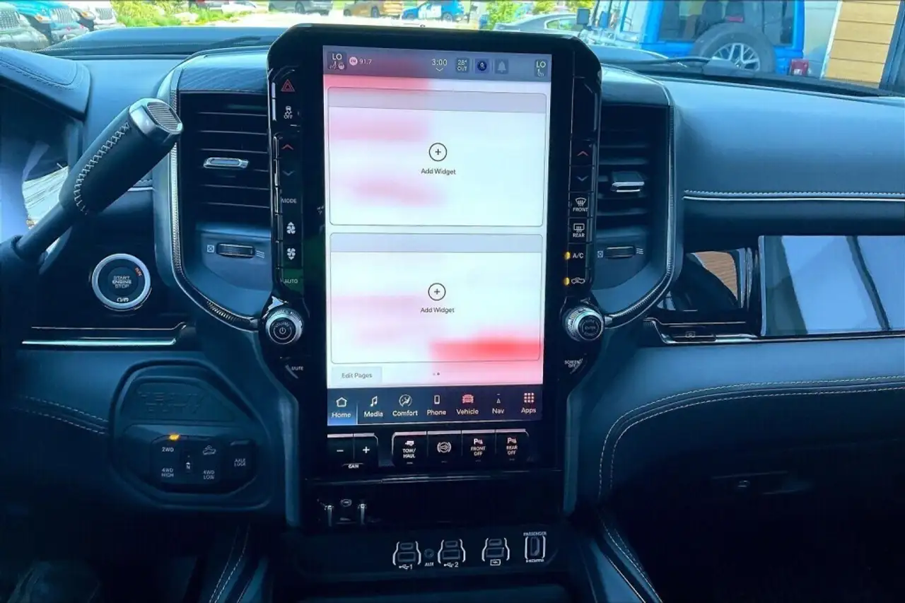 RAM 2500 снимка RAM 2500