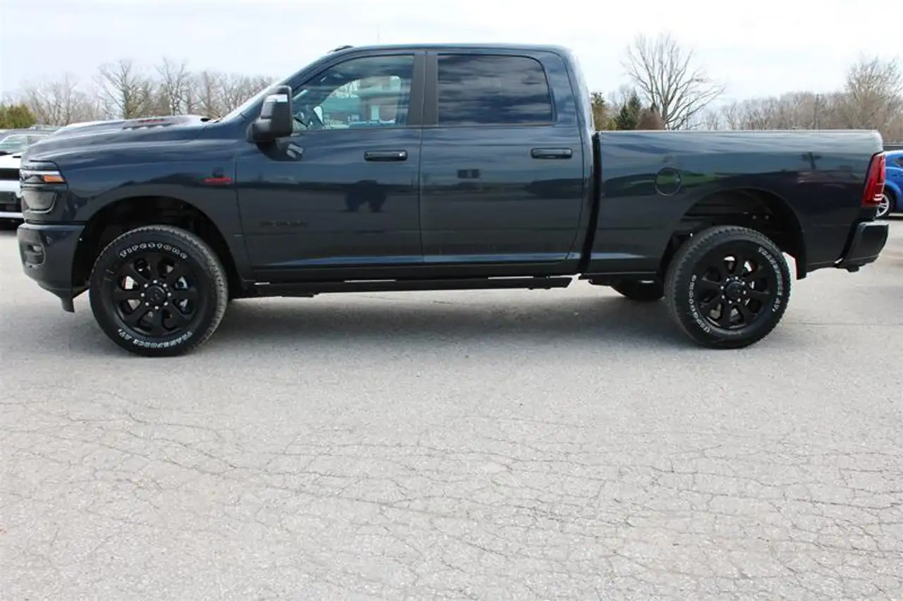 RAM 2500 снимка RAM 2500
