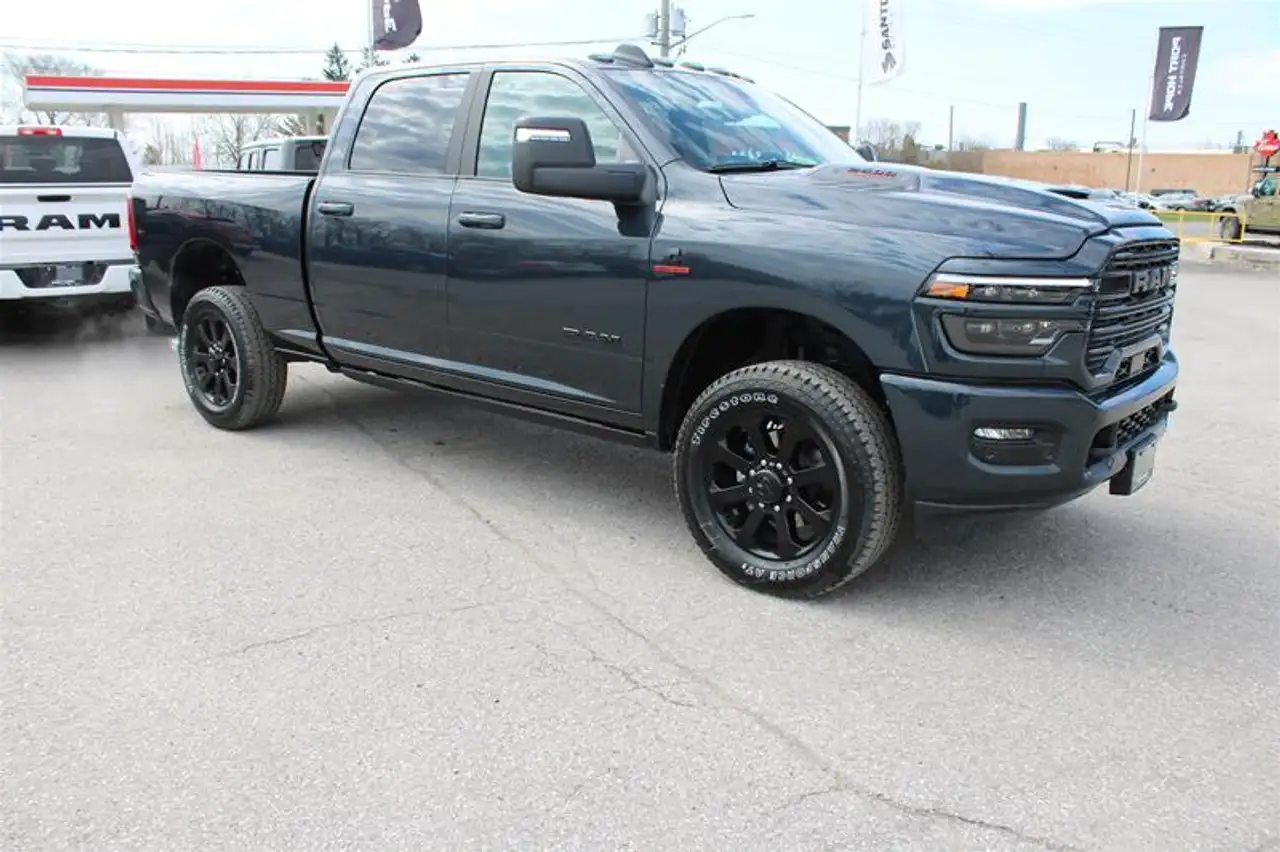RAM 2500 снимка RAM 2500