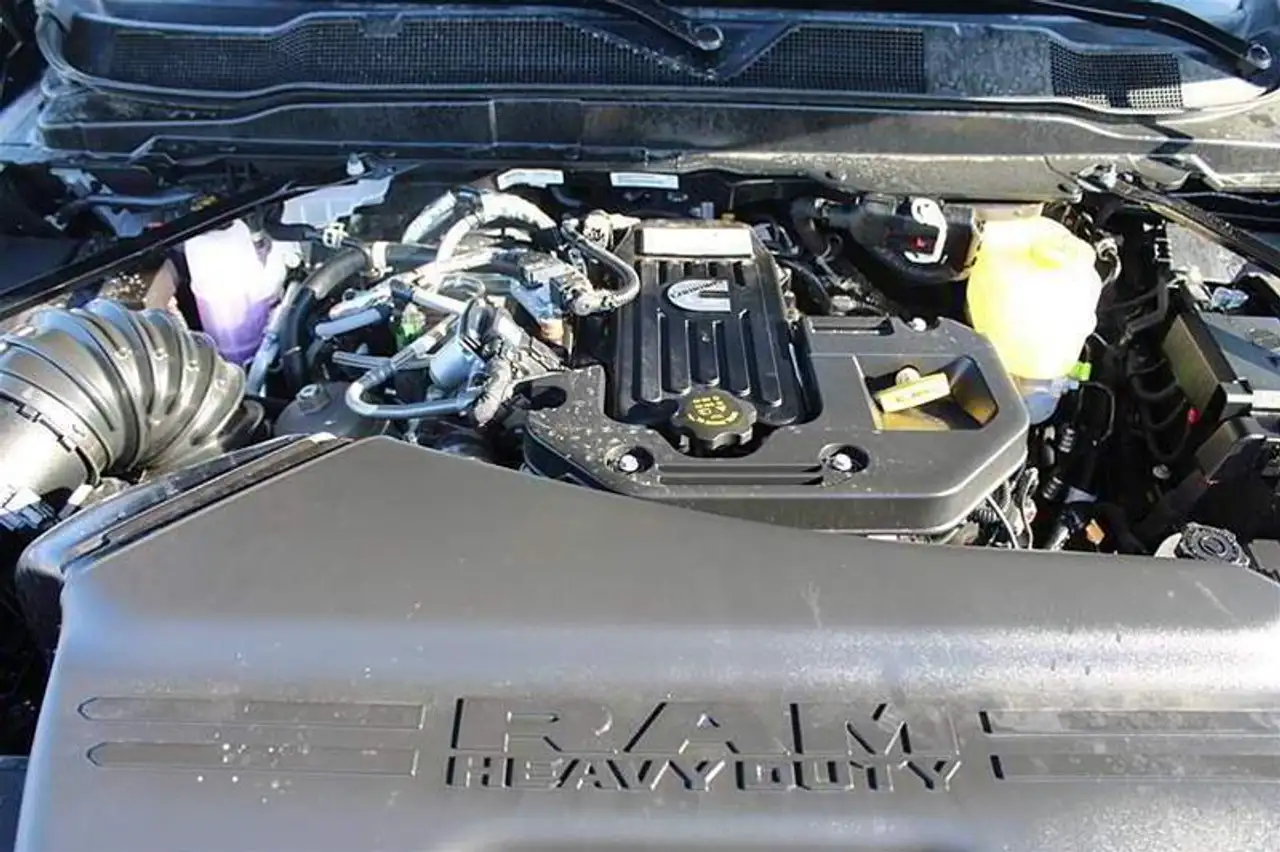 RAM 2500 снимка RAM 2500