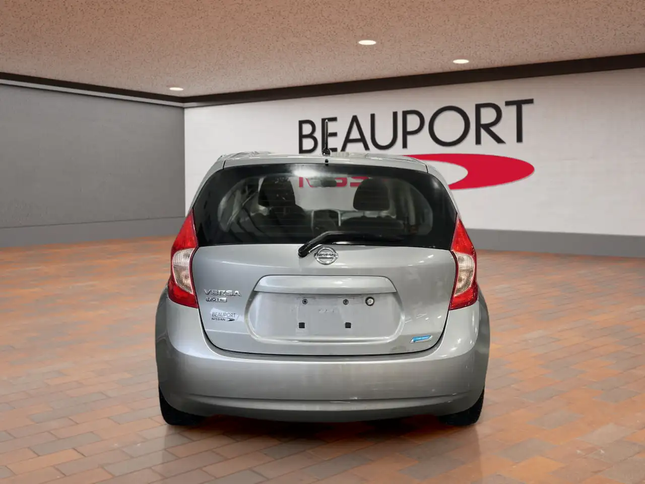 Nissan Note fotografie Nissan Note