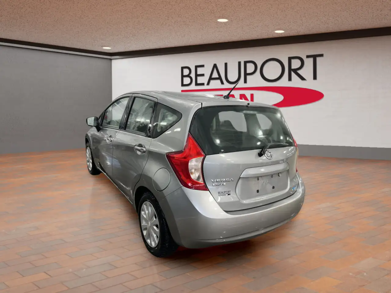 Nissan Note fotografie Nissan Note