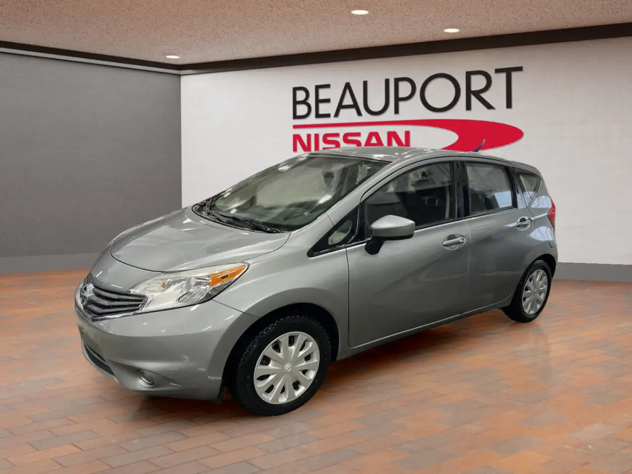 Nissan Note fotografie Nissan Note