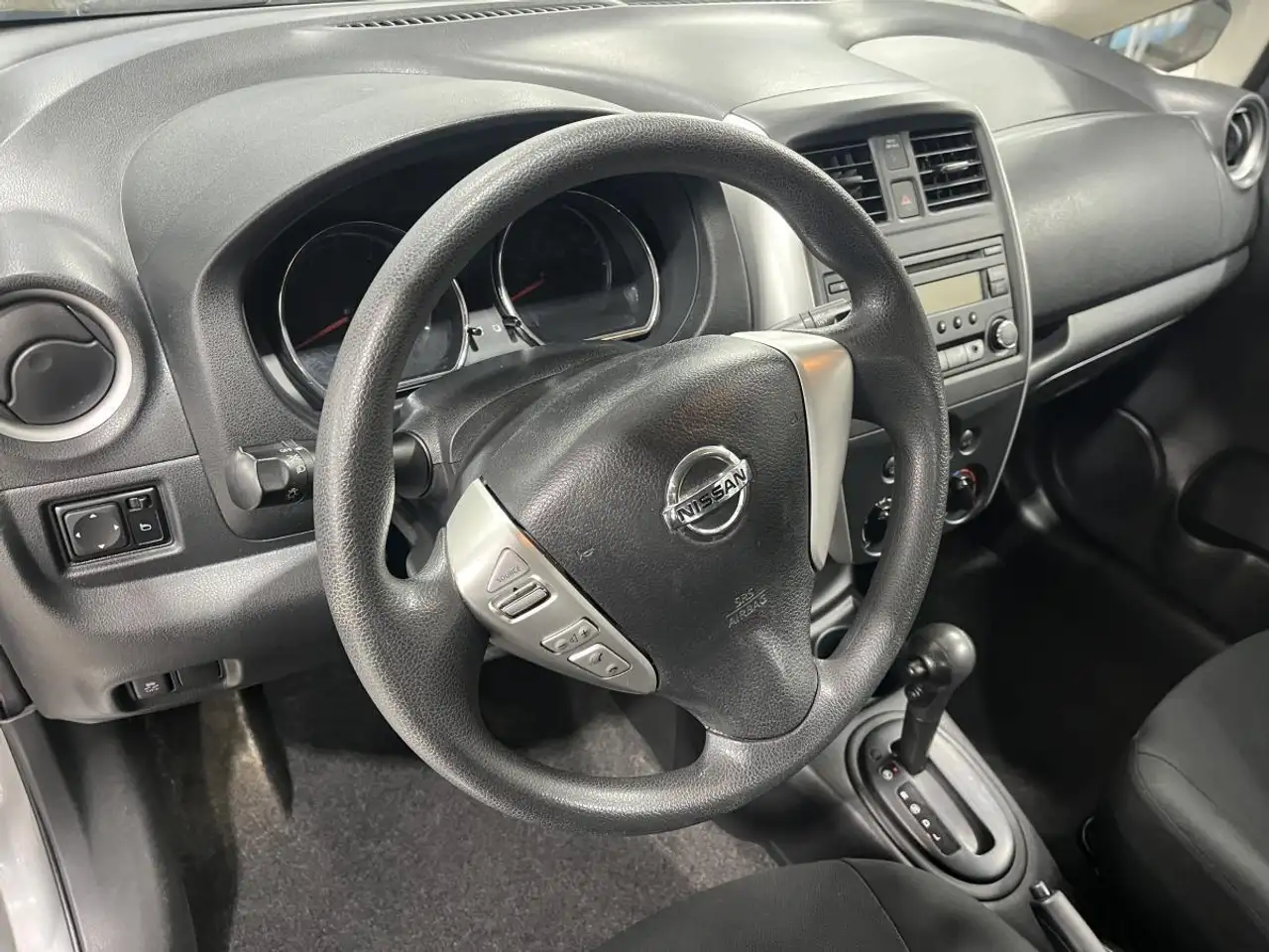 Nissan Note fotografie Nissan Note