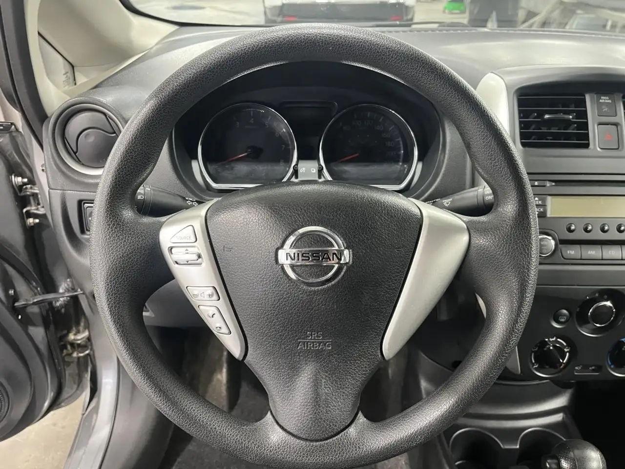 Nissan Note fotografie Nissan Note