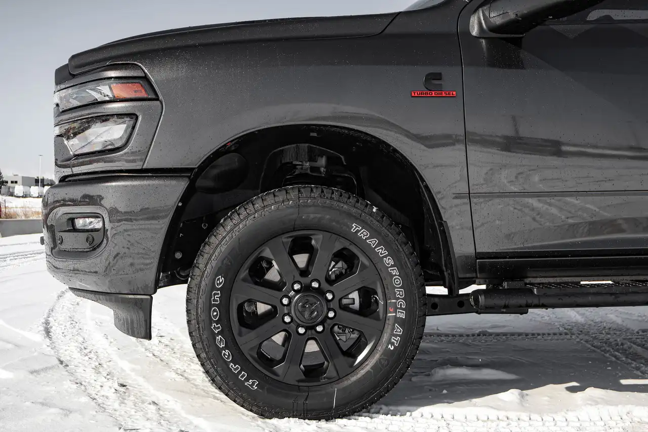 RAM 2500 снимка RAM 2500