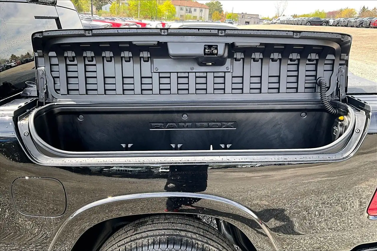 RAM 1500 photo RAM 1500