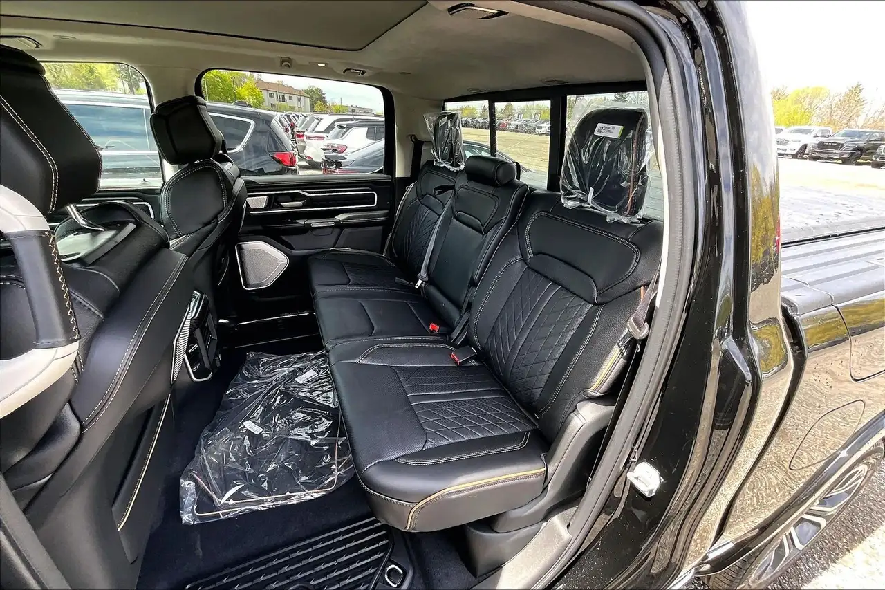 RAM 1500 photo RAM 1500