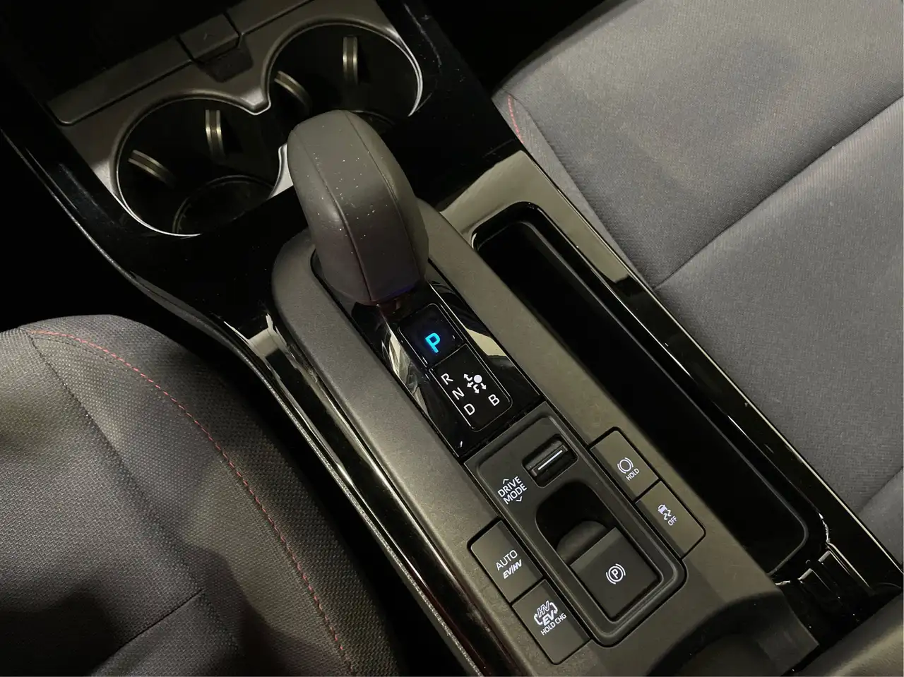 Toyota Prius Prime photo Toyota Prius Prime