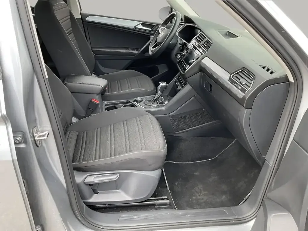 Volkswagen Tiguan снимка Volkswagen Tiguan
