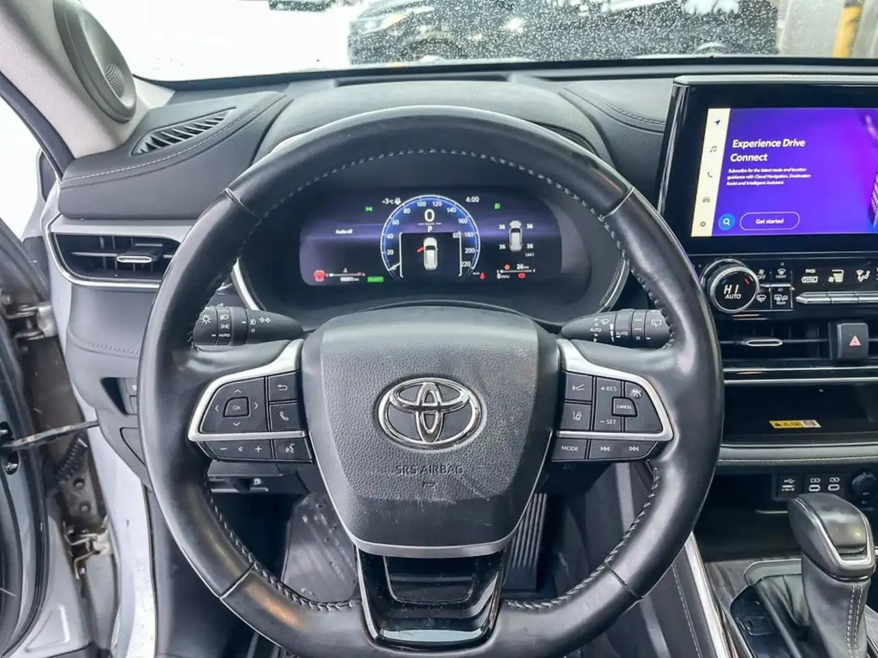 Toyota Highlander снимка Toyota Highlander