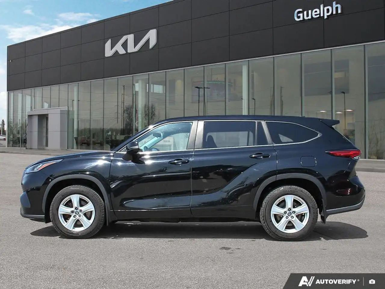 Toyota Highlander снимка Toyota Highlander