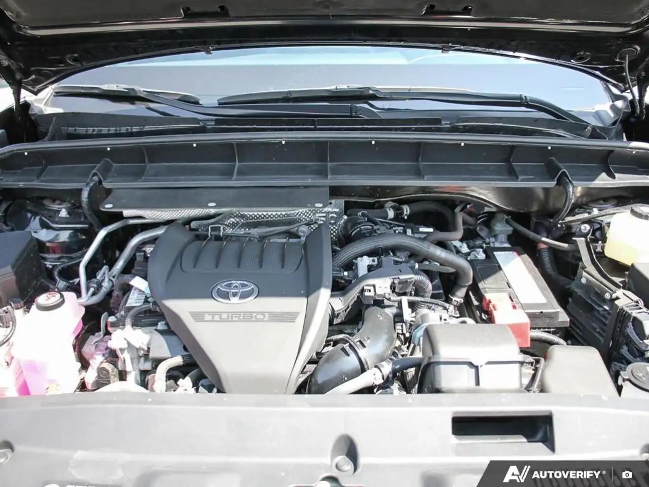 Toyota Highlander снимка Toyota Highlander