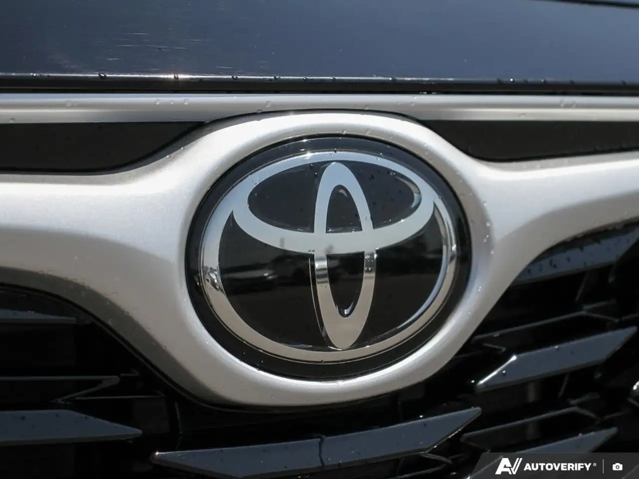 Toyota Highlander снимка Toyota Highlander