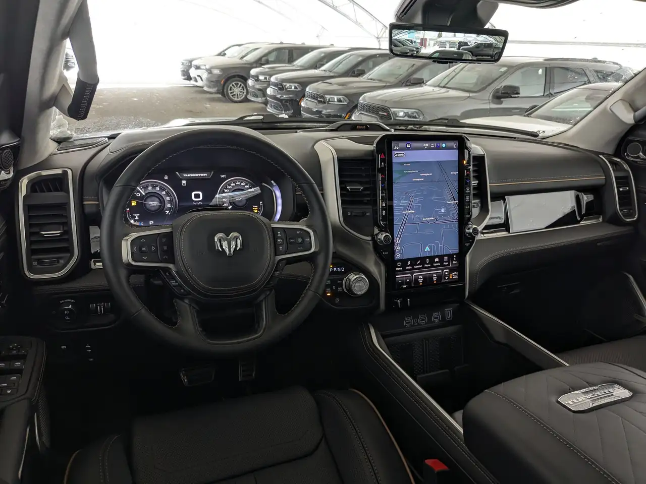 RAM 1500 снимка RAM 1500