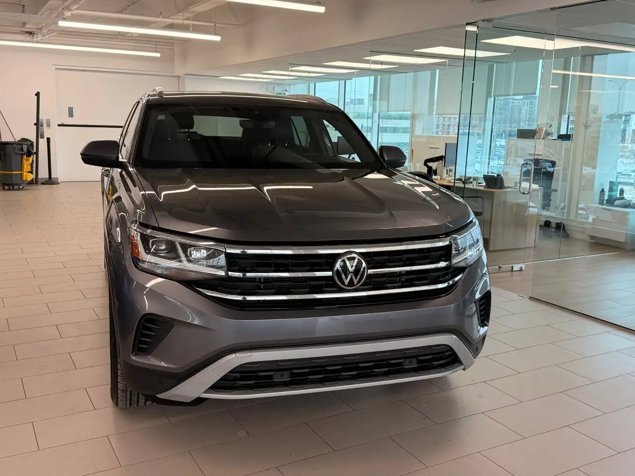 Volkswagen Atlas снимка Volkswagen Atlas