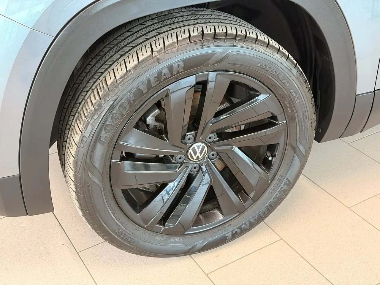 Volkswagen Atlas снимка Volkswagen Atlas